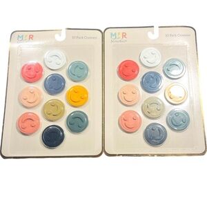 Source Unknown Colorful Crayon Set